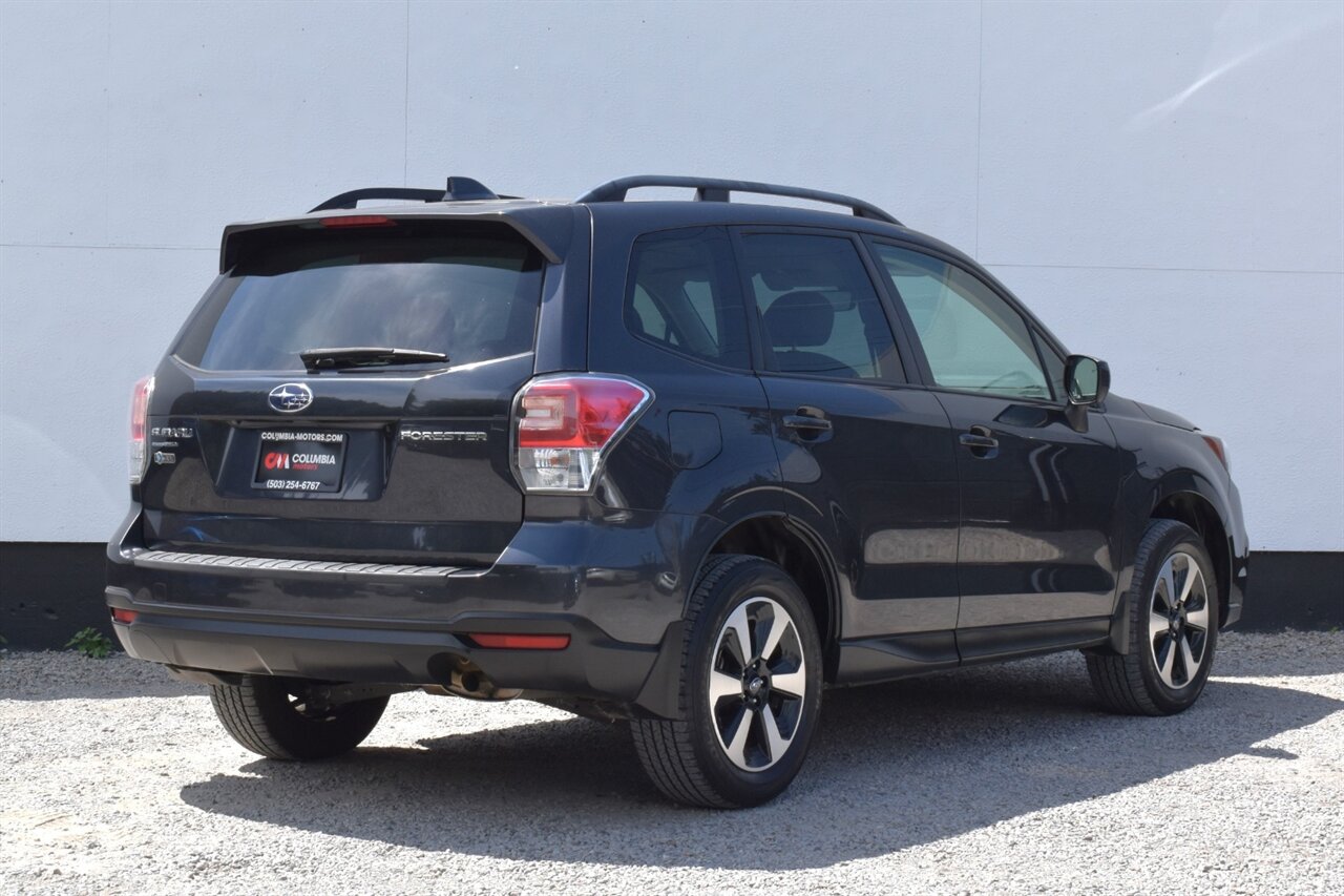 2018 Subaru Forester 2.5i Premium AWD 4dr Wagon CVT! X-Mode! EyeSight Safety Tech! Adaptive Cruise Control! Heated Seats! Panoramic Moonroof! Touchscreen Infotainment! Bluetooth! Backup Camera! - Photo 5 - Portland, OR 97266