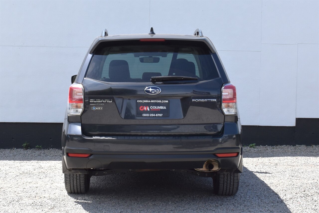 2018 Subaru Forester 2.5i Premium AWD 4dr Wagon CVT! X-Mode! EyeSight Safety Tech! Adaptive Cruise Control! Heated Seats! Panoramic Moonroof! Touchscreen Infotainment! Bluetooth! Backup Camera! - Photo 4 - Portland, OR 97266