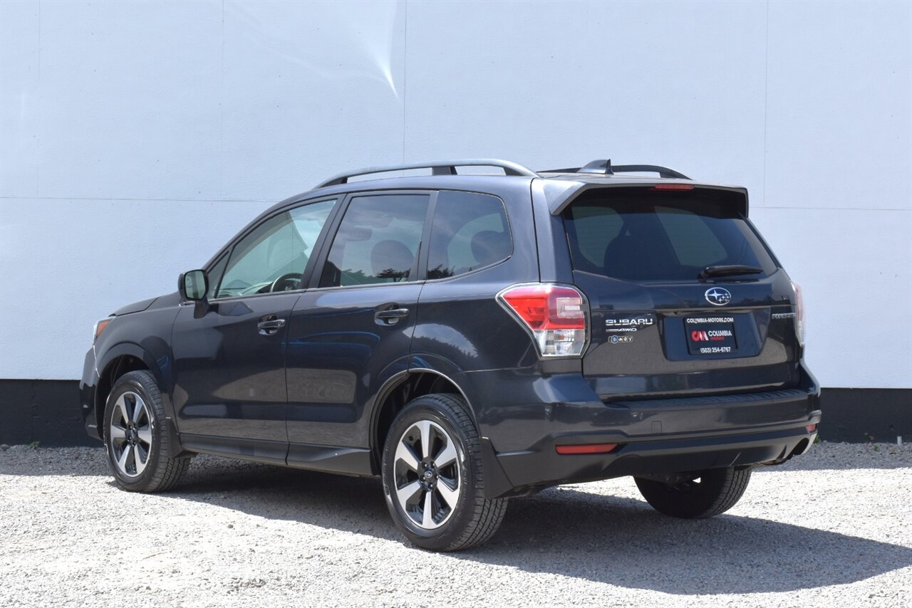 2018 Subaru Forester 2.5i Premium AWD 4dr Wagon CVT! X-Mode! EyeSight Safety Tech! Adaptive Cruise Control! Heated Seats! Panoramic Moonroof! Touchscreen Infotainment! Bluetooth! Backup Camera! - Photo 2 - Portland, OR 97266