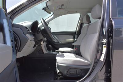 2018 Subaru Forester 2.5i Premium AWD 4dr Wagon CVT! X-Mode! EyeSight Safety Tech! Adaptive Cruise Control! Heated Seats! Panoramic Moonroof! Touchscreen Infotainment! Bluetooth! Backup Camera! - Photo 10 - Portland, OR 97266
