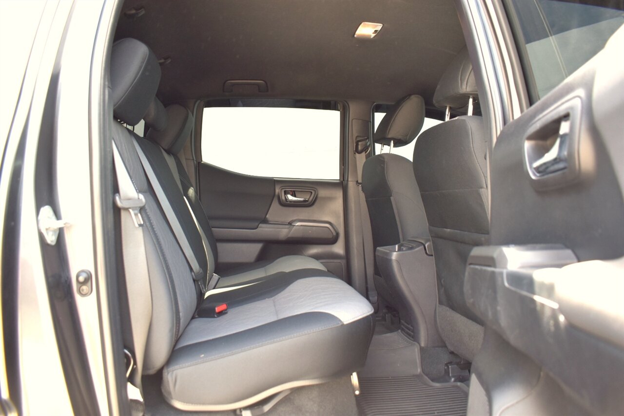 2022 Toyota Tacoma TRD Sport Appointment Only! 4X4 4dr Double Cab 5.0 ft. SB! Back Up Camera! Lane Assist! Collision Mitigation! Dynamic Radar Cruise Control! Apple CarPlay! Android Auto! Tow Pkg! 2WD/4L/4H! Qi Wireless Charger! - Photo 26 - Portland, OR 97266