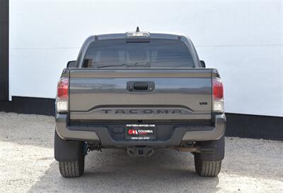 2022 Toyota Tacoma TRD Sport Appointment Only! 4X4 4dr Double Cab 5.0 ft. SB! Back Up Camera! Lane Assist! Collision Mitigation! Dynamic Radar Cruise Control! Apple CarPlay! Android Auto! Tow Pkg! 2WD/4L/4H! Qi Wireless Charger! - Photo 4 - Portland, OR 97266