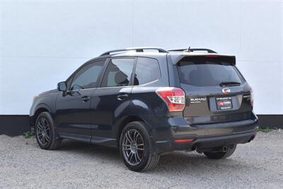 2014 Subaru Forester 2.0XT Touring  AWD 4dr Wagon! Back Up Camera! X-Mode! SI#-Drive! Navigation! Bluetooth! Heated Leather Seats! Pano-Sunroof! Powered Liftgate! - Photo 2 - Portland, OR 97266