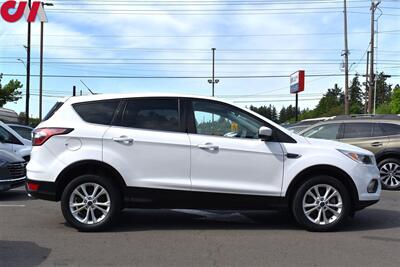 2017 Ford Escape SE AWD 4dr SUV Back Up Camera! Powered Liftgate! Bluetooth! All Weather Floor Mats! Auto Stop/Start-Tech! Traction Control! - Photo 6 - Portland, OR 97266