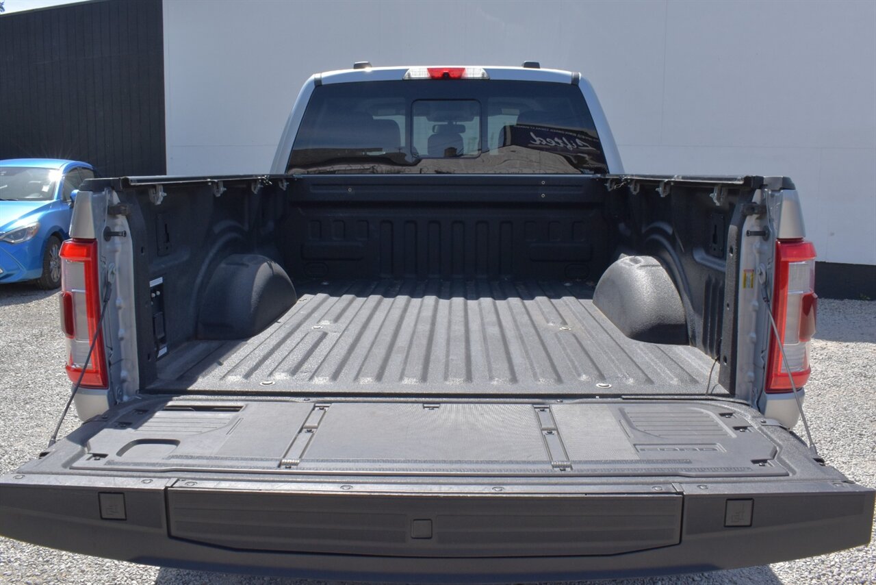 2021 Ford F-150 Lariat 4x4 4dr SuperCrew 6.5 ft. SB**BY APPOINTMENT ONLY** PowerBoost Hybrid! FX4 Off Road! Twin Turbo V6! Lariat Trim! Heated & Cooled Seats! Apple CarPlay & Android Auto! Tow Package! - Photo 36 - Portland, OR 97266