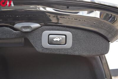 2008 Lexus LS 460  4dr Sedan! Back-Up Camera! Park Assist! GPS Nav! Bluetooth! Vented & Full Heated Leather Memory Seats! Adaptive Front-lighting System! Sunroof! Power Liftgate! - Photo 34 - Portland, OR 97266