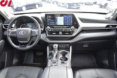 2021 Toyota Highlander Platinum  AWD 4dr SUV! Back-Up Camera w/ Bird's Eye View! GPS Nav! Bluetooth! 6 Drive Modes! Adaptive Cruise Control! Vented & Full Heated Leather Seats! Power Liftgate! All Weather Floor Mats! Roof Rack! - Photo 12 - Portland, OR 97266