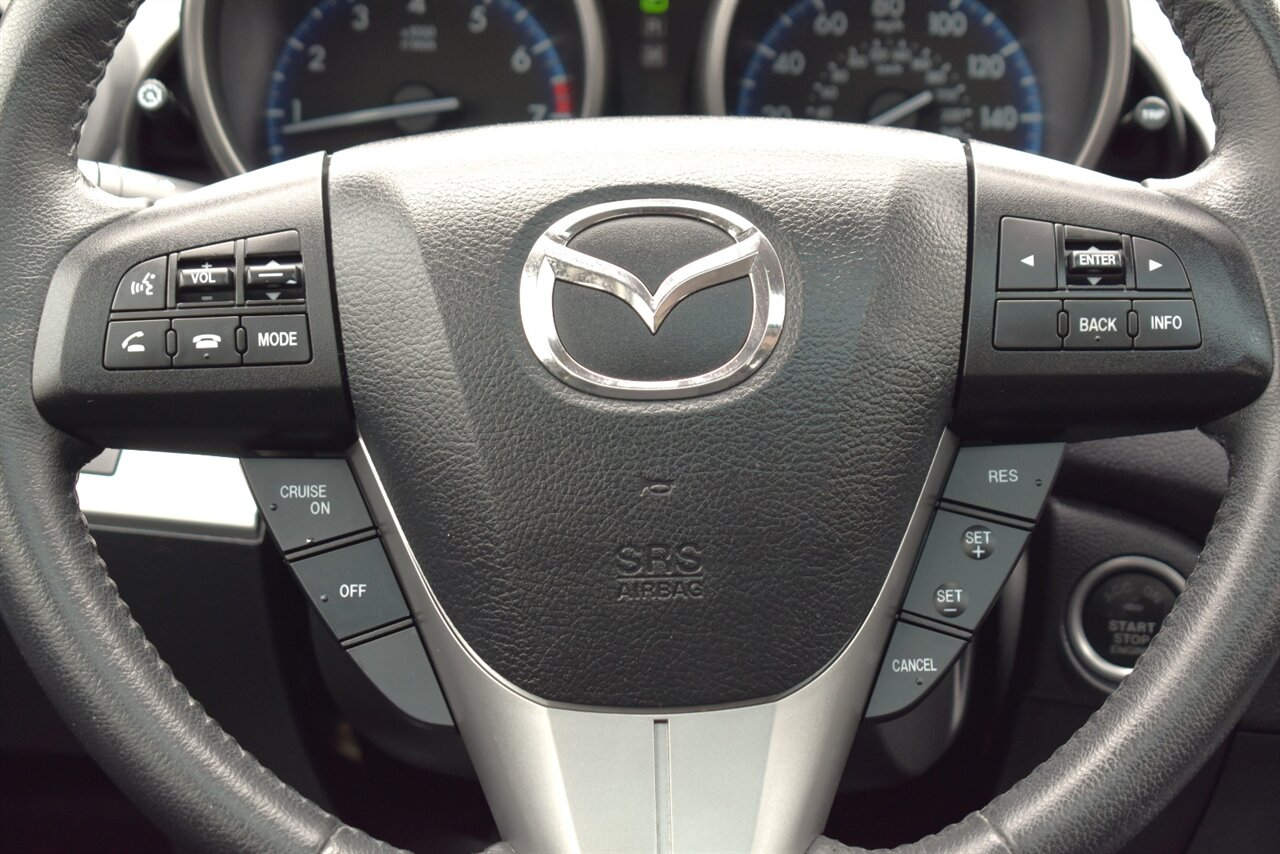 2013 Mazda Mazda3 i Touring 4dr Hatchback! 28 City MPG! 39 Hwy MPG! Blind Spot Monitor! Traction Control! Cruise Control! Trunk Cargo Cover! - Photo 14 - Portland, OR 97266