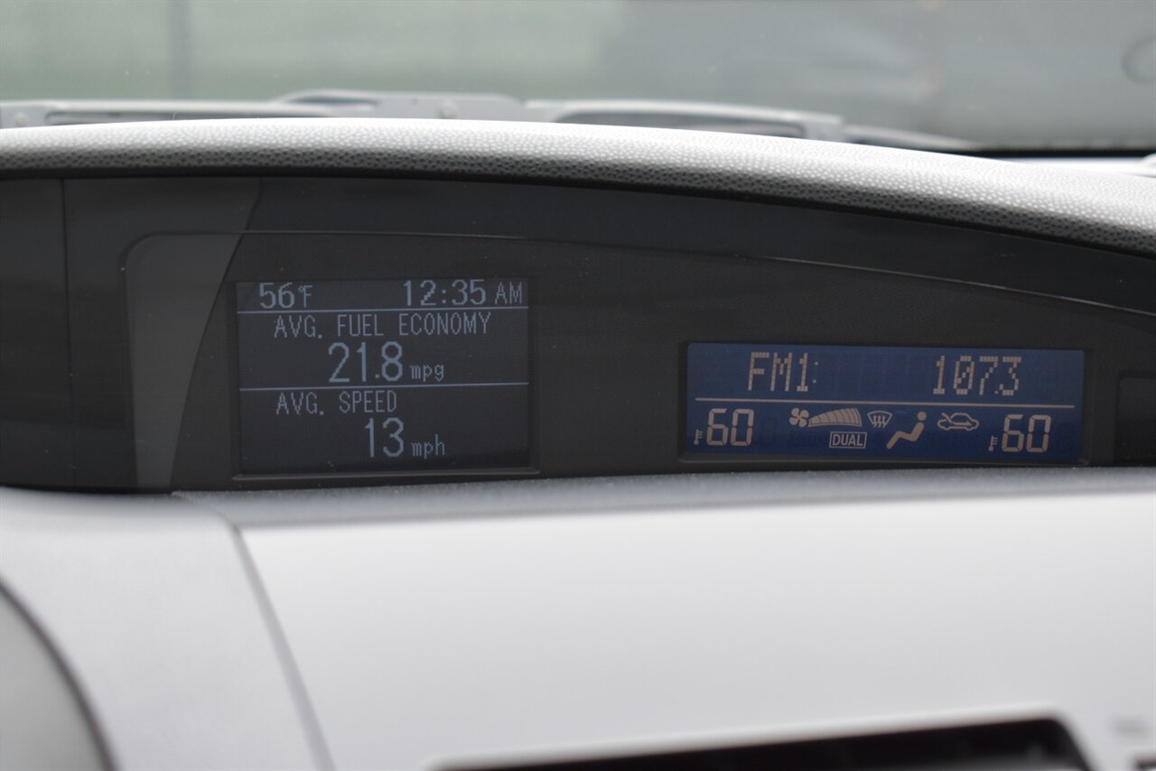 2013 Mazda Mazda3 i Touring 4dr Hatchback! 28 City MPG! 39 Hwy MPG! Blind Spot Monitor! Traction Control! Cruise Control! Trunk Cargo Cover! - Photo 19 - Portland, OR 97266