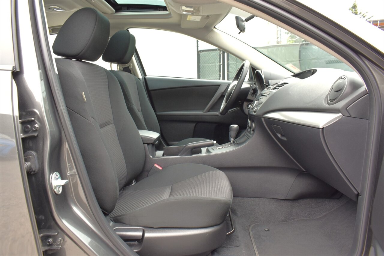 2013 Mazda Mazda3 i Touring 4dr Hatchback! 28 City MPG! 39 Hwy MPG! Blind Spot Monitor! Traction Control! Cruise Control! Trunk Cargo Cover! - Photo 27 - Portland, OR 97266
