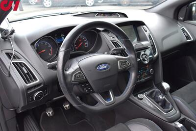 2017 Ford Focus RS  AWD 4dr Hatchback! 6-Speed Manual! Back Up Camera! Navigation! Apple CarPlay! Android Auto! Recaro Heated Seats! Sport/Track/Drift Drive Modes! Sunroof! - Photo 3 - Portland, OR 97266