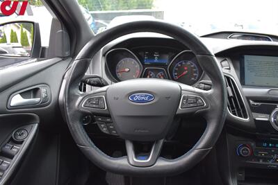 2017 Ford Focus RS  AWD 4dr Hatchback! 6-Speed Manual! Back Up Camera! Navigation! Apple CarPlay! Android Auto! Recaro Heated Seats! Sport/Track/Drift Drive Modes! Sunroof! - Photo 14 - Portland, OR 97266