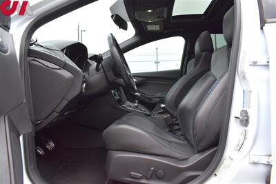 2017 Ford Focus RS  AWD 4dr Hatchback! 6-Speed Manual! Back Up Camera! Navigation! Apple CarPlay! Android Auto! Recaro Heated Seats! Sport/Track/Drift Drive Modes! Sunroof! Blowoff valve! $6000 in upgrades! - Photo 10 - Portland, OR 97266