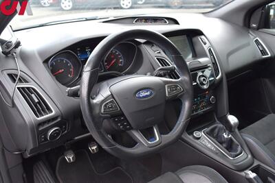 2017 Ford Focus RS  AWD 4dr Hatchback! 6-Speed Manual! Back Up Camera! Navigation! Apple CarPlay! Android Auto! Recaro Heated Seats! Sport/Track/Drift Drive Modes! Sunroof! Blowoff valve! $6000 in upgrades! - Photo 3 - Portland, OR 97266