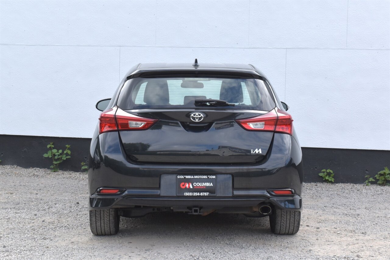 2018 Toyota Corolla iM 4dr Hatchaback! CVT! 36 Hwy MPG! Back Up Camera! Lane Keeping Assist! Front Collision Mitigation! Cruise Control! Bluetooth Connectivity! All Weather Mats! - Photo 4 - Portland, OR 97266