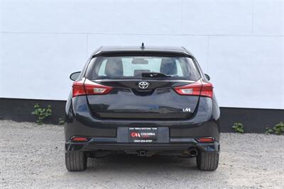 2018 Toyota Corolla iM 4dr Hatchaback! CVT! 36 Hwy MPG! Back Up Camera! Lane Keeping Assist! Front Collision Mitigation! Cruise Control! Bluetooth Connectivity! All Weather Mats! - Photo 4 - Portland, OR 97266
