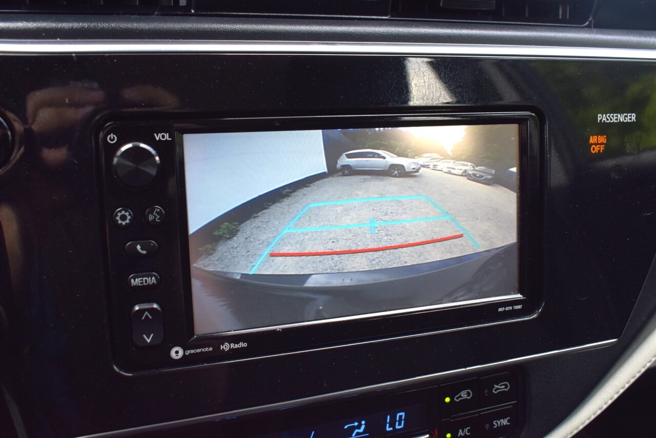 2018 Toyota Corolla iM 4dr Hatchaback! CVT! 36 Hwy MPG! Back Up Camera! Lane Keeping Assist! Front Collision Mitigation! Cruise Control! Bluetooth Connectivity! All Weather Mats! - Photo 19 - Portland, OR 97266