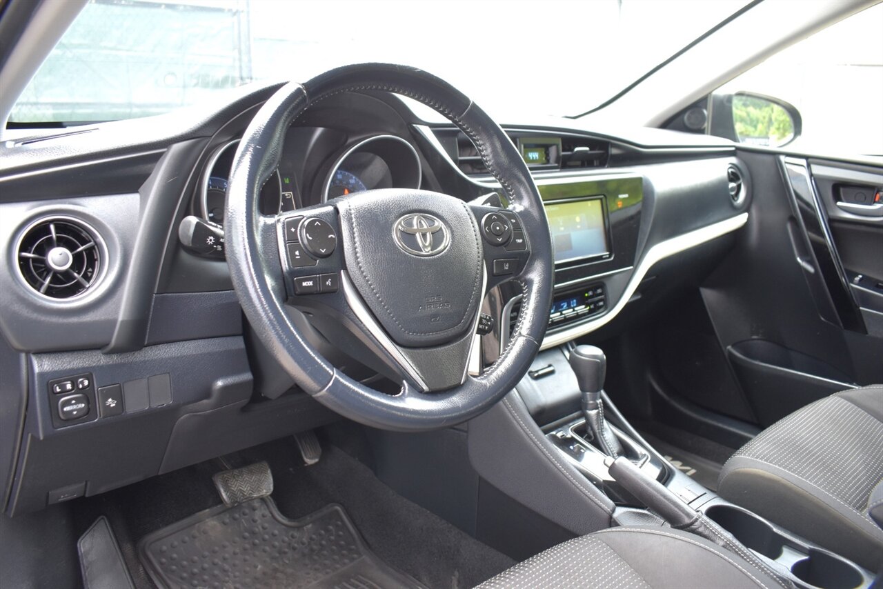 2018 Toyota Corolla iM 4dr Hatchaback! CVT! 36 Hwy MPG! Back Up Camera! Lane Keeping Assist! Front Collision Mitigation! Cruise Control! Bluetooth Connectivity! All Weather Mats! - Photo 3 - Portland, OR 97266
