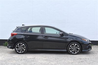 2018 Toyota Corolla iM 4dr Hatchaback! CVT! 36 Hwy MPG! Back Up Camera! Lane Keeping Assist! Front Collision Mitigation! Cruise Control! Bluetooth Connectivity! All Weather Mats! - Photo 6 - Portland, OR 97266