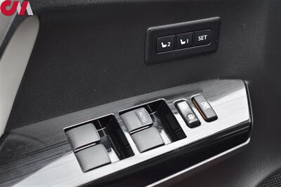 2018 Toyota RAV4 Limited  AWD 4dr SUV! Back Up Camera! Bluetooth! Navigation! Center Lock Diff! Lane Assist! Bluetooth! Eco & Sport Mode! Heated Leather Seats! Sunroof! Roof Rack! - Photo 16 - Portland, OR 97266