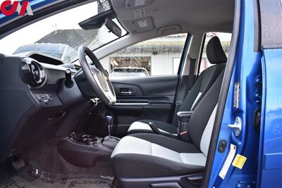 2017 Toyota Prius c One 4dr Hatchback 50-MPG! Eco/Power/EV Drive Modes! Bluetooth! Aux & USB Inputs! Engine Auto Stop-Start Feature! - Photo 10 - Portland, OR 97266