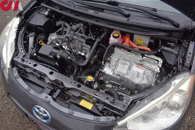 2012 Toyota Prius c Two  4dr Hatchback! 53 City MPG! 46 Hwy MPG! EV & Eco Drive Modes! Bluetooth! Trunk Cargo Cover! All Weather Floor Mats! - Photo 25 - Portland, OR 97266