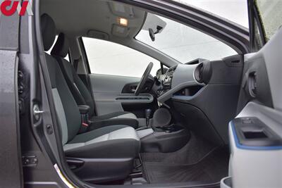 2012 Toyota Prius c Two  4dr Hatchback! 53 City MPG! 46 Hwy MPG! EV & Eco Drive Modes! Bluetooth! Trunk Cargo Cover! All Weather Floor Mats! - Photo 21 - Portland, OR 97266