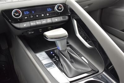 2023 Hyundai ELANTRA SEL  4dr Sedan! 30 City MPG! 40 Hwy MPG! Backup Camera! Lane Keep Assist! Forward Collision Assist! Apple CarPlay! Android Auto! Heated Seats! - Photo 24 - Portland, OR 97266