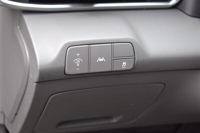 2023 Hyundai ELANTRA SEL  4dr Sedan! 30 City MPG! 40 Hwy MPG! Backup Camera! Lane Keep Assist! Forward Collision Assist! Apple CarPlay! Android Auto! Heated Seats! - Photo 15 - Portland, OR 97266