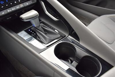 2023 Hyundai ELANTRA SEL  4dr Sedan! 30 City MPG! 40 Hwy MPG! Backup Camera! Lane Keep Assist! Forward Collision Assist! Apple CarPlay! Android Auto! Heated Seats! - Photo 26 - Portland, OR 97266