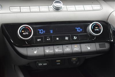 2023 Hyundai ELANTRA SEL  4dr Sedan! 30 City MPG! 40 Hwy MPG! Backup Camera! Lane Keep Assist! Forward Collision Assist! Apple CarPlay! Android Auto! Heated Seats! - Photo 23 - Portland, OR 97266