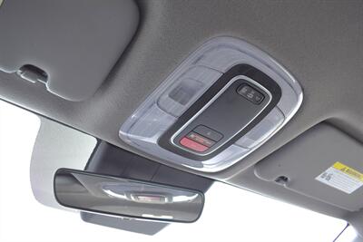 2023 Hyundai ELANTRA SEL  4dr Sedan! 30 City MPG! 40 Hwy MPG! Backup Camera! Lane Keep Assist! Forward Collision Assist! Apple CarPlay! Android Auto! Heated Seats! - Photo 17 - Portland, OR 97266