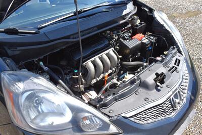 2009 Honda Fit  4dr Hatchback! 5-Speed Manual! Low Miles! Magic Seat® System! AM/FM/CD/Aux-In Audio System! All Weather Mats! - Photo 25 - Portland, OR 97266