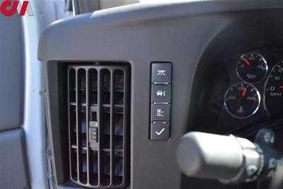 2019 GMC Savana 3500  2dr 139 in. WB Cutaway Chassis**BY APPOINTMENT ONLY** Knapheide Enclosed Service Body! Bulkhead Partition w/ Door! Rear View Camera! Bluetooth! Cruise Control! Tow Mode! - Photo 14 - Portland, OR 97266