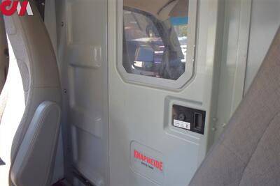 2019 GMC Savana 3500  2dr 139 in. WB Cutaway Chassis**BY APPOINTMENT ONLY** Knapheide Enclosed Service Body! Bulkhead Partition w/ Door! Rear View Camera! Bluetooth! Cruise Control! Tow Mode! - Photo 23 - Portland, OR 97266