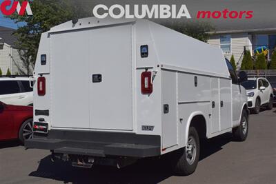 2019 GMC Savana 3500 2dr 139 in. WB Cutaway Chassis**BY APPOINTMENT ONLY** Knapheide Enclosed Service Body! Bulkhead Partition w/ Door! Rear View Camera! Bluetooth! Cruise Control! Tow Mode! - Photo 5 - Portland, OR 97266