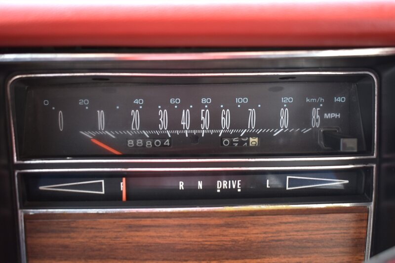 1978 Cadillac Eldorado Touring Biarritz coupe Cadillac Classic! Touring Biarritz! 7.0L V8! Powered Sunroof! Leather Seats! Power Seats! Power Windows! Cold A/C! Cruise Control! Factory AM/FM Stereo with 8-Track Tape Player! - Photo 19 - Portland, OR 97266