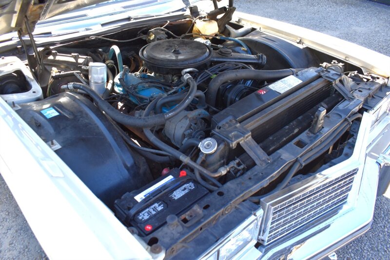 1978 Cadillac Eldorado Touring Biarritz coupe Cadillac Classic! Touring Biarritz! 7.0L V8! Powered Sunroof! Leather Seats! Power Seats! Power Windows! Cold A/C! Cruise Control! Factory AM/FM Stereo with 8-Track Tape Player! - Photo 30 - Portland, OR 97266