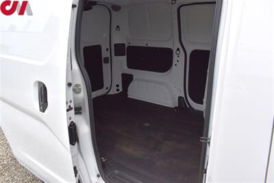 2021 Nissan NV200 SV  4dr Cargo Mini-Van! Back Up Camera! Parking Assist Sensors! Bulkhead Partition! Traction Control! Cruise Control! Apple CarPlay! Android Auto! ErgoRack Ladder Roof Rack! - Photo 22 - Portland, OR 97266