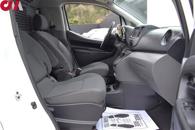 2021 Nissan NV200 SV  4dr Cargo Mini-Van! Back Up Camera! Parking Assist Sensors! Bulkhead Partition! Traction Control! Cruise Control! Apple CarPlay! Android Auto! ErgoRack Ladder Roof Rack! - Photo 19 - Portland, OR 97266