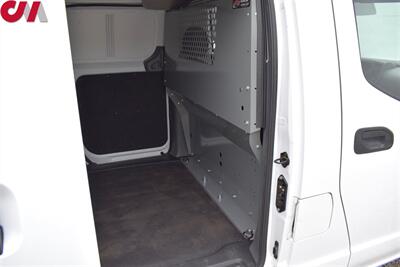 2021 Nissan NV200 SV  4dr Cargo Mini-Van! Back Up Camera! Parking Assist Sensors! Bulkhead Partition! Traction Control! Cruise Control! Apple CarPlay! Android Auto! ErgoRack Ladder Roof Rack! - Photo 21 - Portland, OR 97266