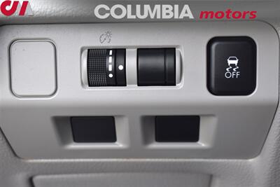 2017 Subaru Forester 2.5i AWD 4dr Wagon CVT Back Up Camera! Bluetooth w/Voice Activation! Sunroof! Roof Rails! All Weather Floor Mats! Traction Control! - Photo 14 - Portland, OR 97266
