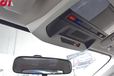 2019 Subaru Crosstrek 2.0i Premium  AWD 4dr Crossover! 6-Speed Manual! Back Up Camera! Traction Control! Apple CarPlay! Android Auto! Roof Rack! Trunk Cargo Cover! All Weather Mats! - Photo 18 - Portland, OR 97266