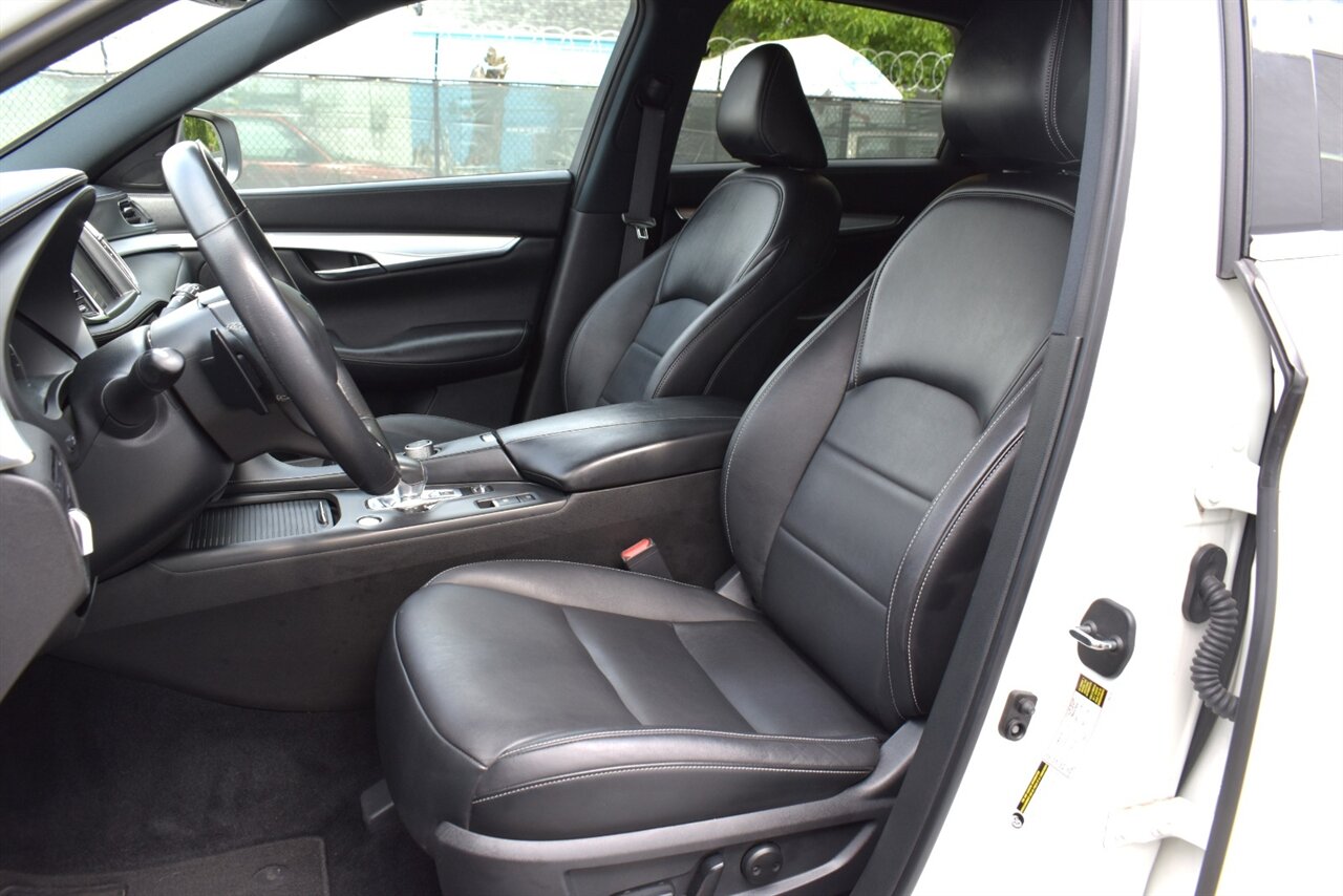 2020 INFINITI QX50 Sensory 4dr Crossover! AWD! **BY APPOINTMENT ONLY** Lane Keeping Assist! 360° Camera System! Navigation! Forward Collision Mitigation! Cruise Control! Power Moonroof! Heated Leather Seats! Bluetooth! - Photo 11 - Portland, OR 97266