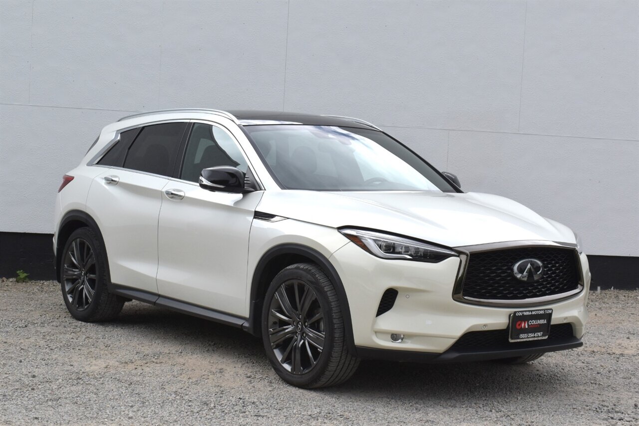 2020 INFINITI QX50 Essential AWD's photo