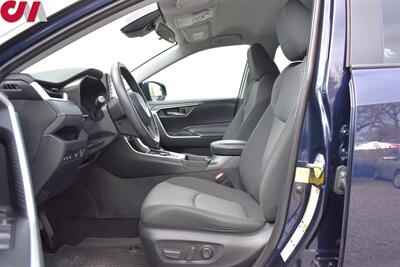 2020 Toyota RAV4 Hybrid XLE  AWD 4dr SUV! Back-Up Cam! Blind Spot Monitor! Adaptive Cruise Control! 41MPG City! 38MPG Hwy! 5 Drive Modes! Heated Seats! All Weather Floor Mats! Roof Rack! - Photo 10 - Portland, OR 97266