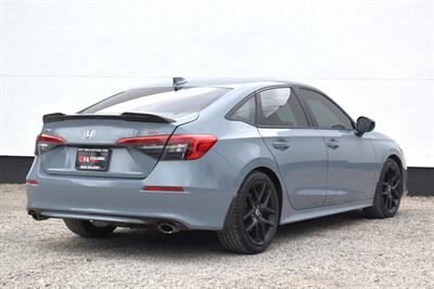 2022 Honda Civic Si **APPOINTMENT ONLY**Honda Sensing! Adaptive Cruise Control w/ Low-Speed Follow! Lane Keep Assist! Collision Mitigation Braking! Backup Camera! Apple CarPlay! Android Auto! Sport Trim Styling! - Photo 5 - Portland, OR 97266