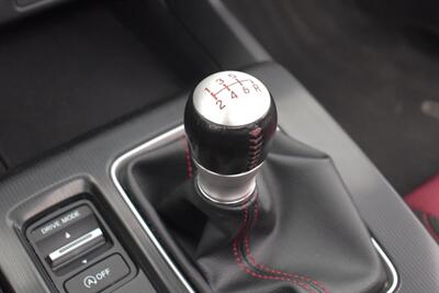 2022 Honda Civic Si **APPOINTMENT ONLY**Honda Sensing! Adaptive Cruise Control w/ Low-Speed Follow! Lane Keep Assist! Collision Mitigation Braking! Backup Camera! Apple CarPlay! Android Auto! Sport Trim Styling! - Photo 27 - Portland, OR 97266