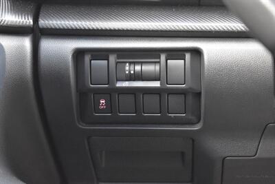 2018 Subaru Crosstrek 2.0i Premium Sport Utility 4dr  AWD Crossover! X-Mode! Apple CarPlay & Android Auto! Backup Camera! Heated Seats! All Weather Mats! - Photo 17 - Portland, OR 97266