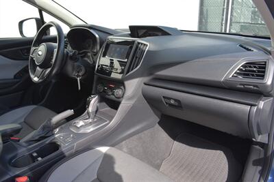 2018 Subaru Crosstrek 2.0i Premium Sport Utility 4dr  AWD Crossover! X-Mode! Apple CarPlay & Android Auto! Backup Camera! Heated Seats! All Weather Mats! - Photo 11 - Portland, OR 97266